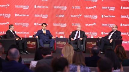 Otomotivin gelecek y�zy�l� konu�uldu