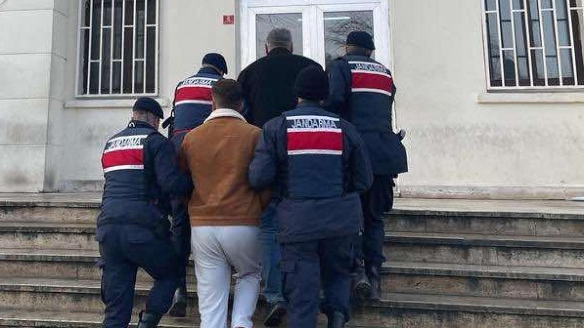 Yunanistan'a kaçmaya çalışan 4 terörist yakalandı