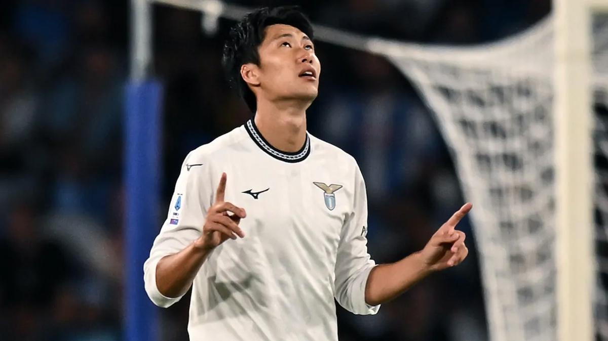 Galatasaray arad 10 numaray buldu! Daichi Kamada'da sona doru