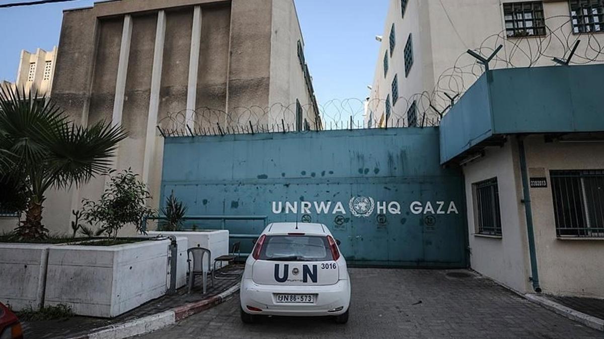 Filistin'den UNRWA'ya fon salamay kesen lkelere tepki! 'Karardan vazgein' ars