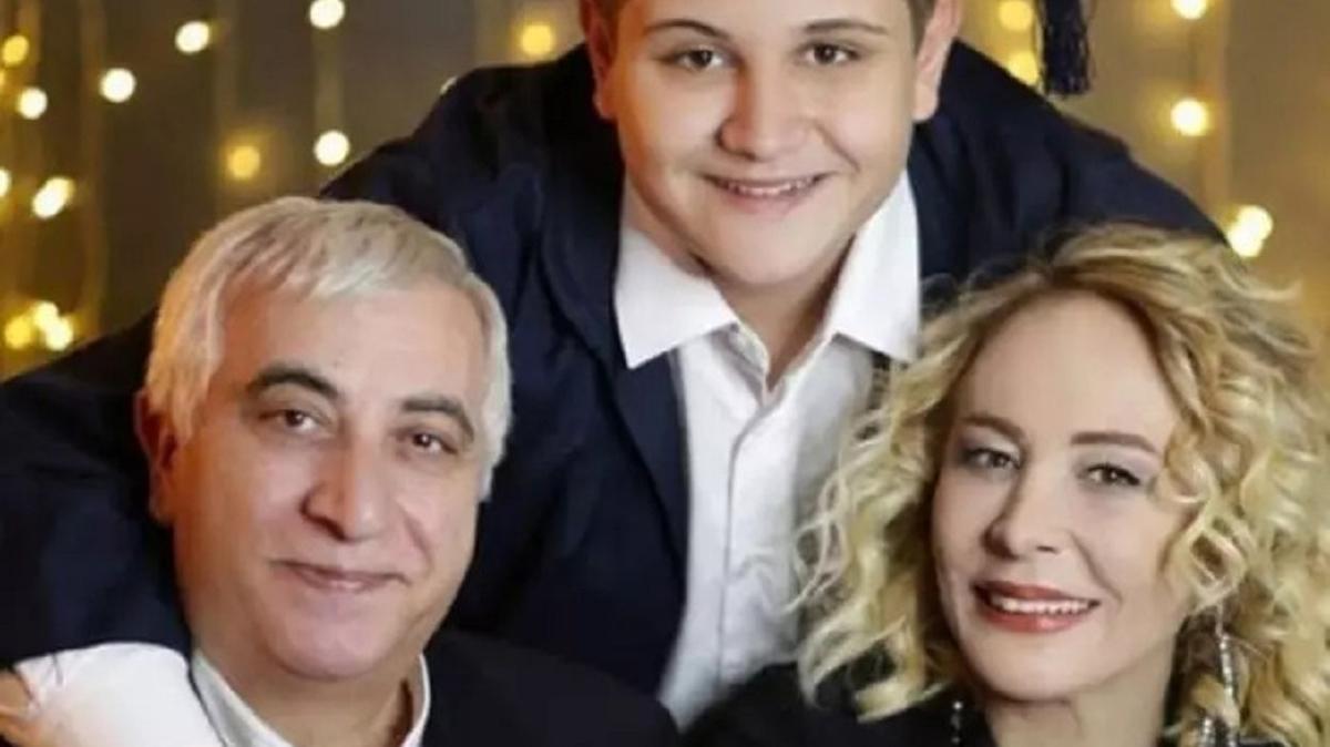 Suat Sungur'la Ahu Sungur'un oullar 19 yanda oldu! Ona bir de imdi bakn
