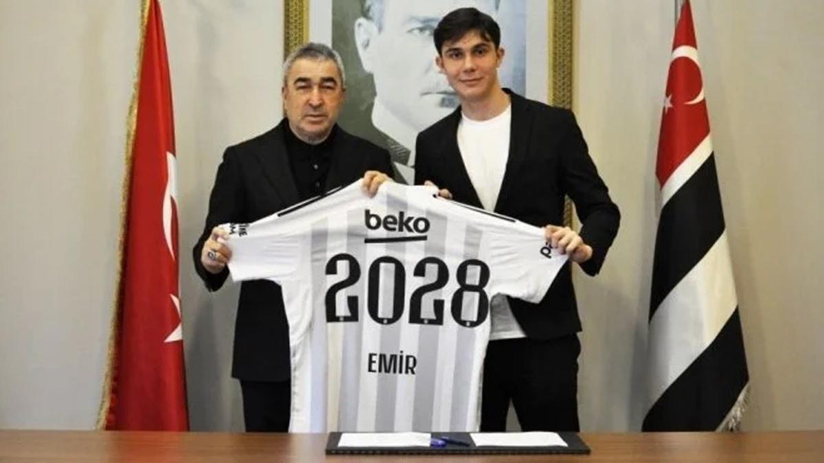 Beikta, gen kalecisi Emir Yaar'n szlemesini uzatt