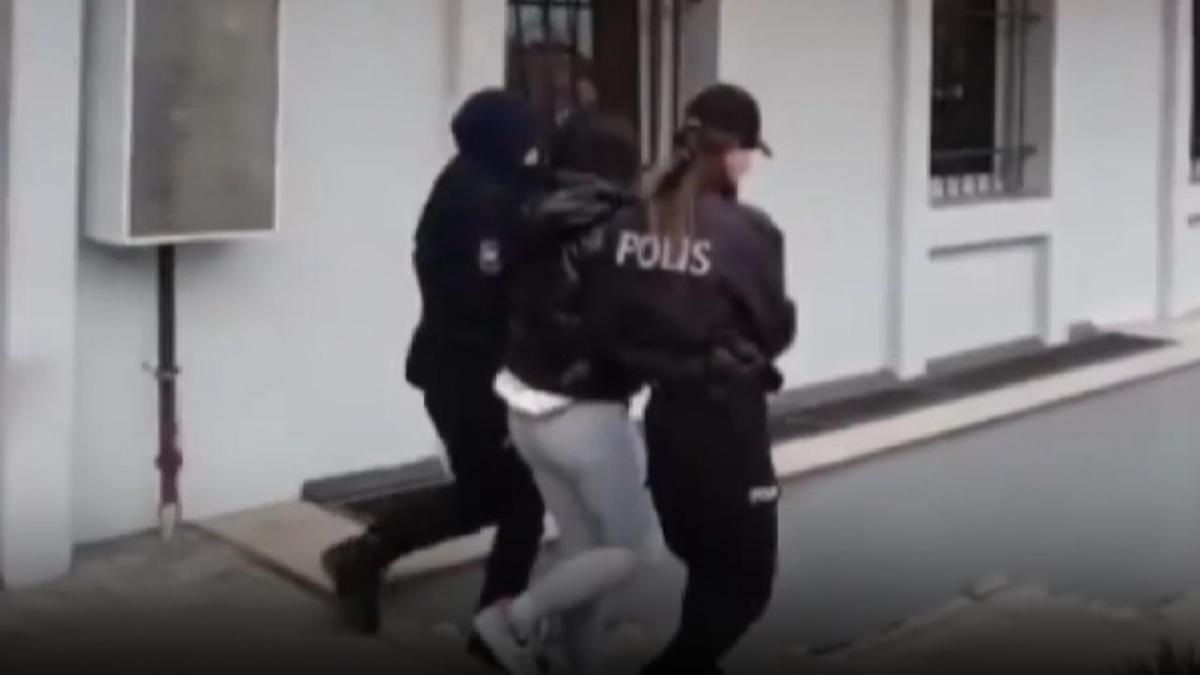 kadn yolcu taksici tartmas taksimetre creti fotoraflar resimleri