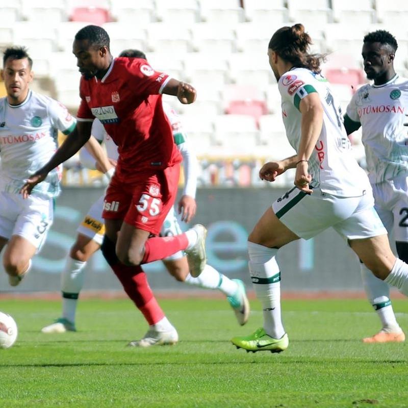 Konyaspor, Sivas deplasmannda eyrek final biletini kapt