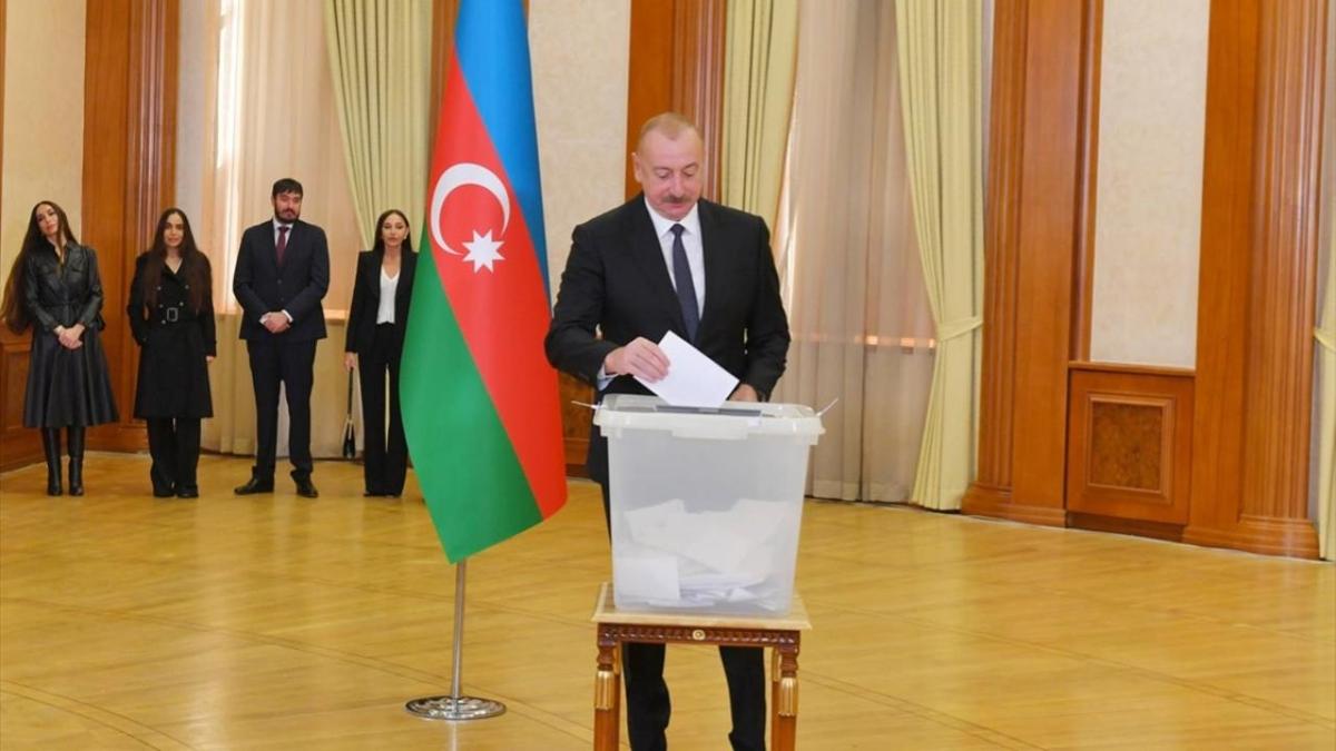 Aliyev oyunu igalden kurtarlan 'Hankendi'de kulland