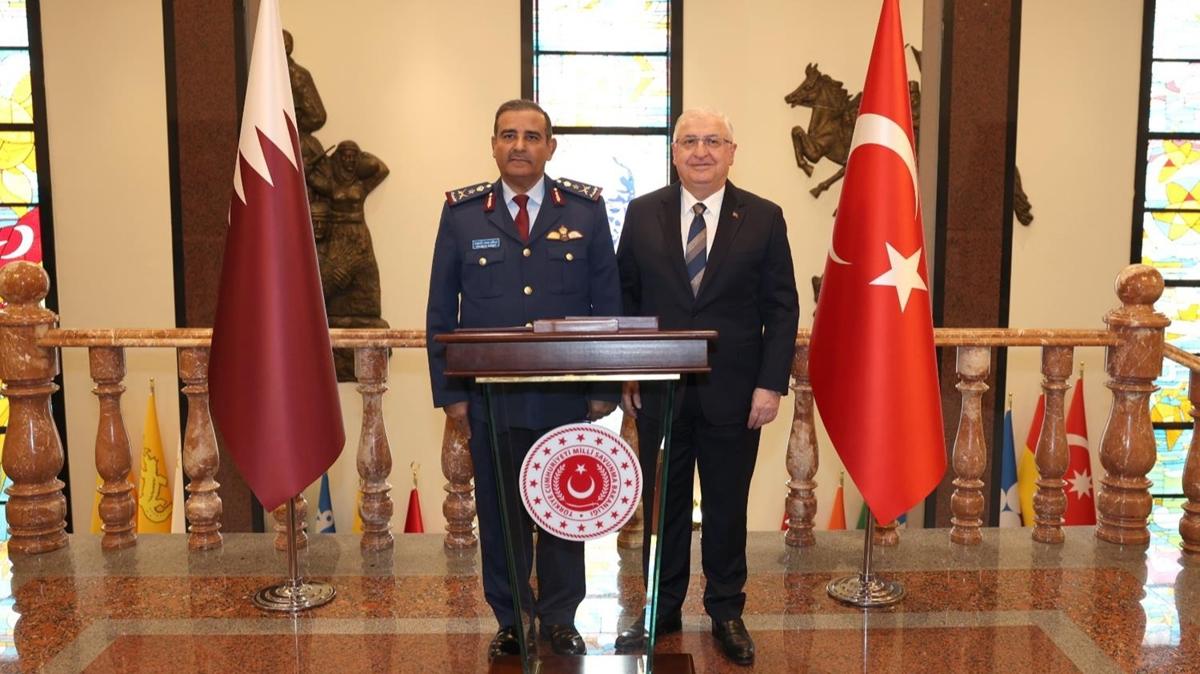 Bakan Güler Katar Genelkurmay Başkanı ile görüştü