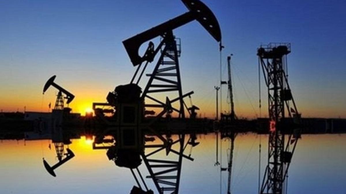 Brent petrol 81,53 dolardan alc buluyor