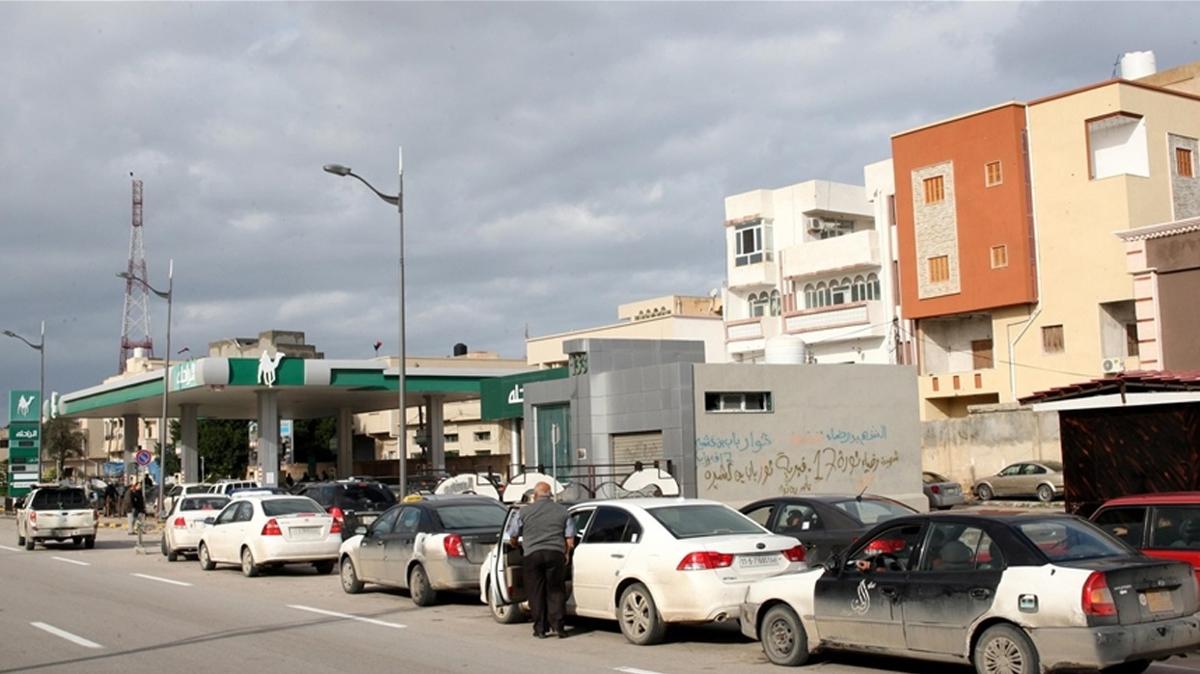 Libya'daki akaryakıt sübvansiyonu kaldırılacak