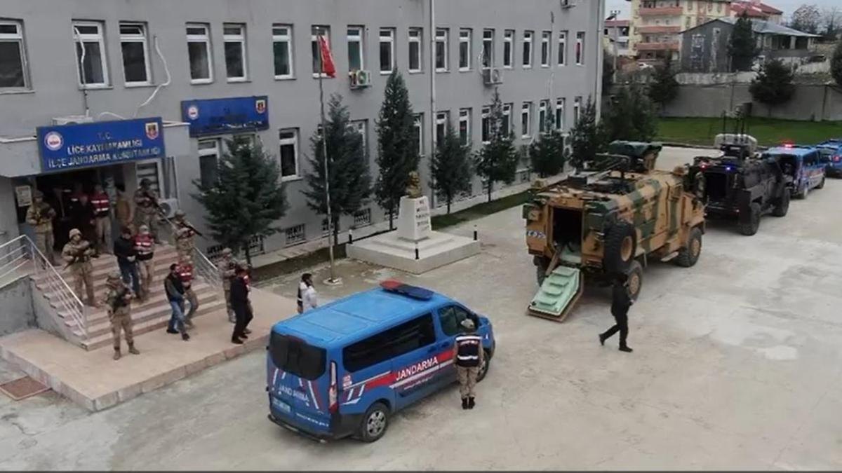 Diyarbakr'da terr operasyonu: 19 gzalt