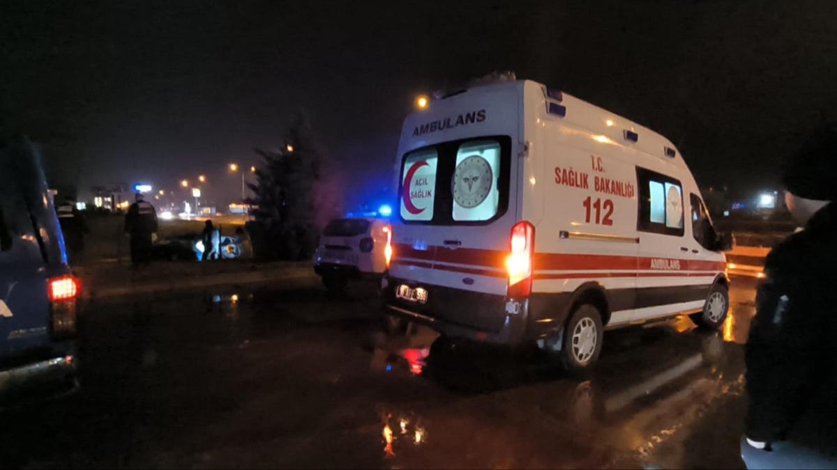 Bursa'da korkun kaza: 2 l, 2 yaral