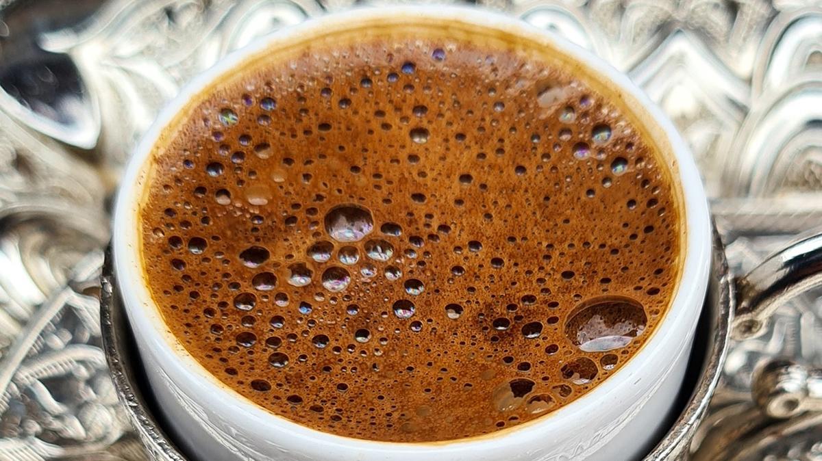 Kahve sevenleri sevindiren tarif! te portakall Trk kahvesi tarifi