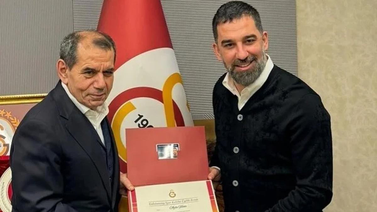 Eypspor Teknik Direktr Arda Turan, Galatasaray Kulb yesi oldu!