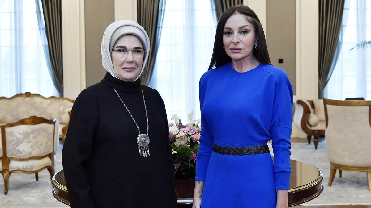 Emine Erdoan, Mihriban Aliyeva ile grt
