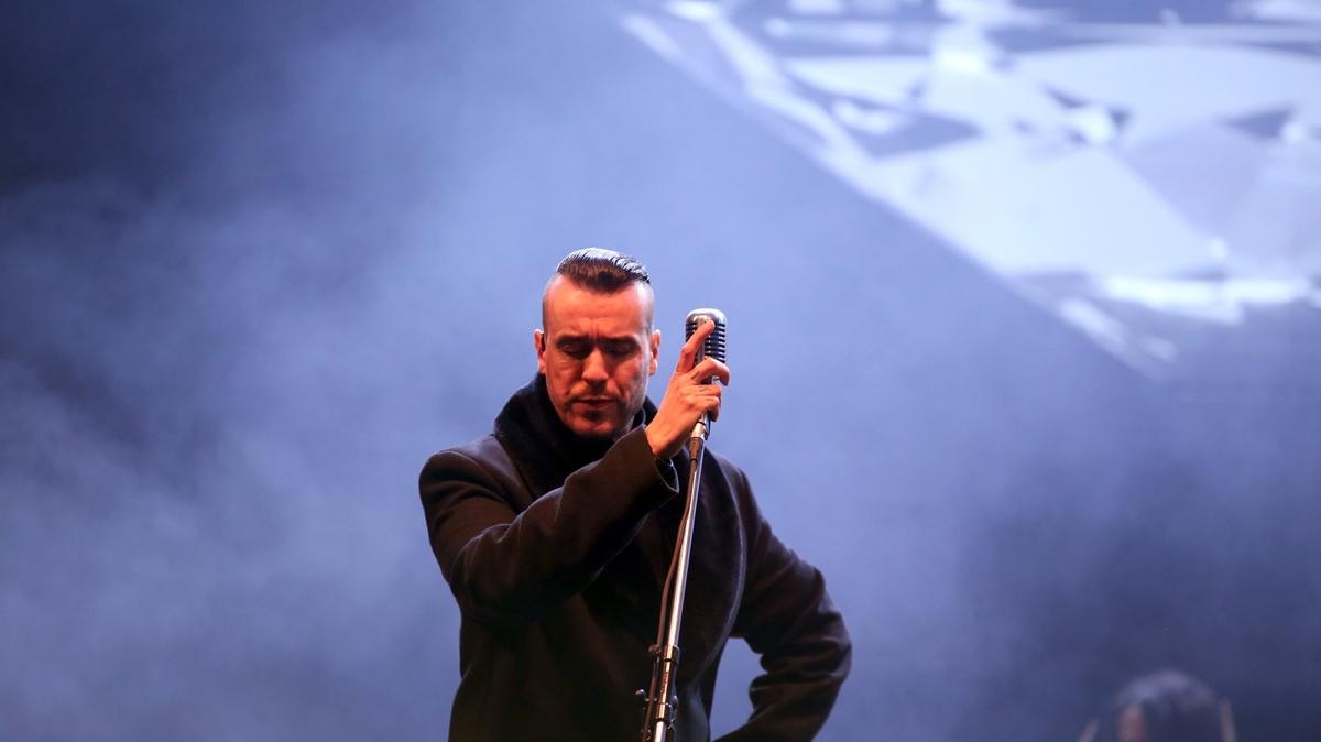 cem adrian konser magazin fotoraflar resimleri