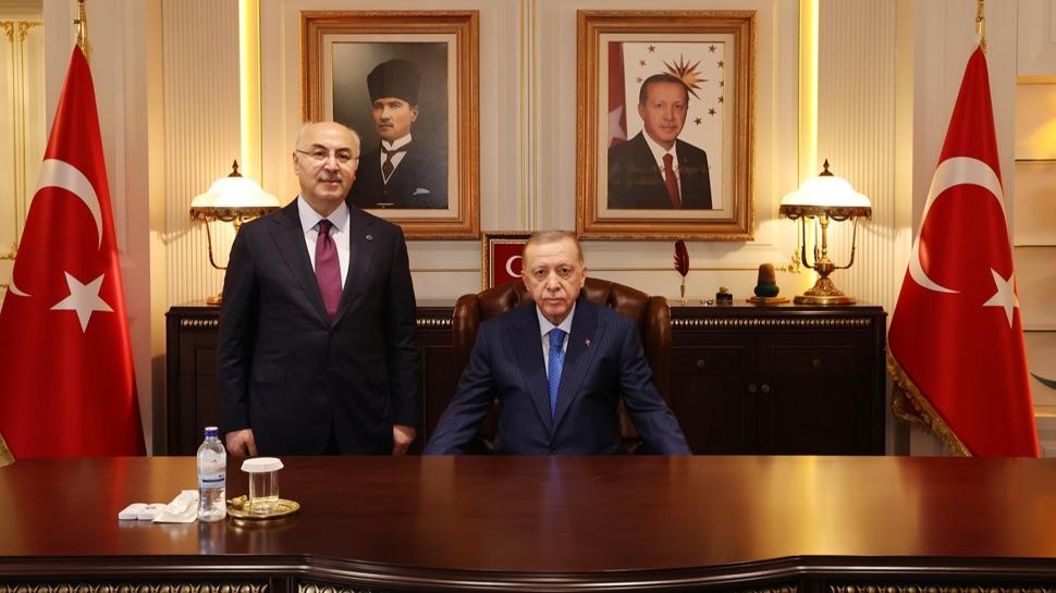 Başkan Erdoğan Adana Valiliğini ziyaret etti
