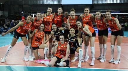 Eczacıbaşı CEV Kadınlar Şampiyonlar Ligi'nde yarı finalde!