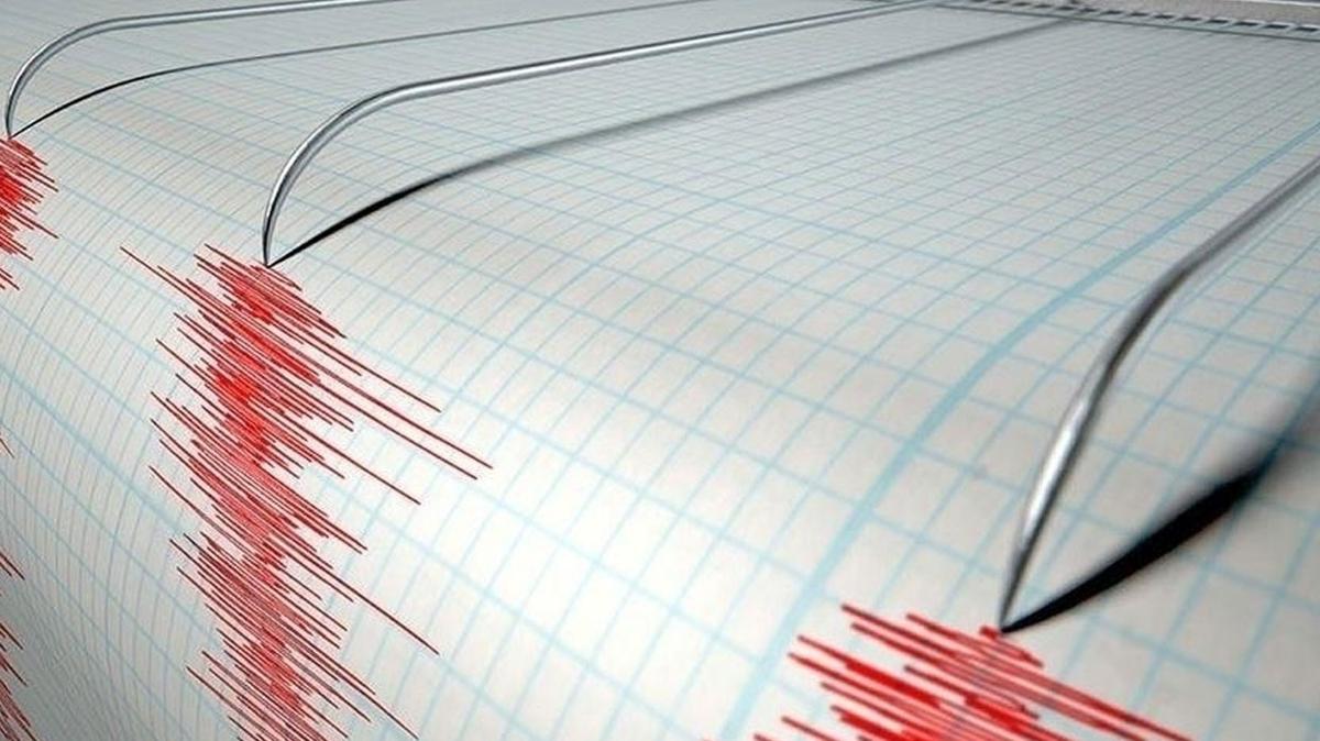 Antalya'da 3.8 byklnde deprem