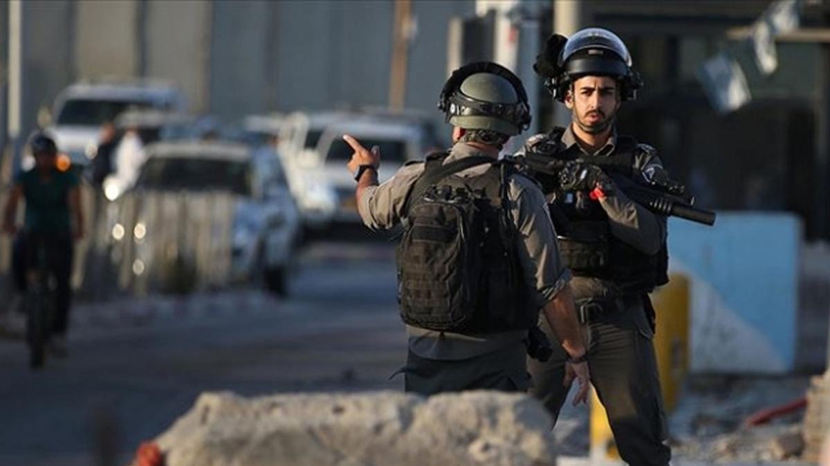 İşgalci İsrail durmuyor 20 Filistinli daha gözaltında