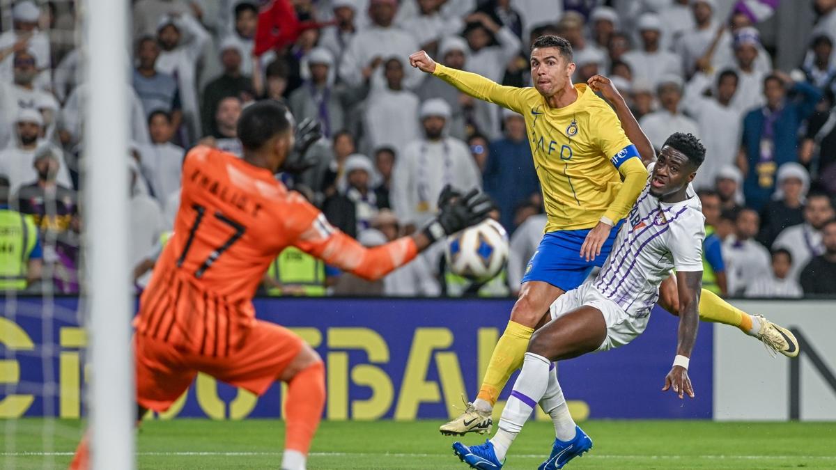 Ronaldo'lu Al-Nassr, Hernan Crespo'nun takmna malup oldu