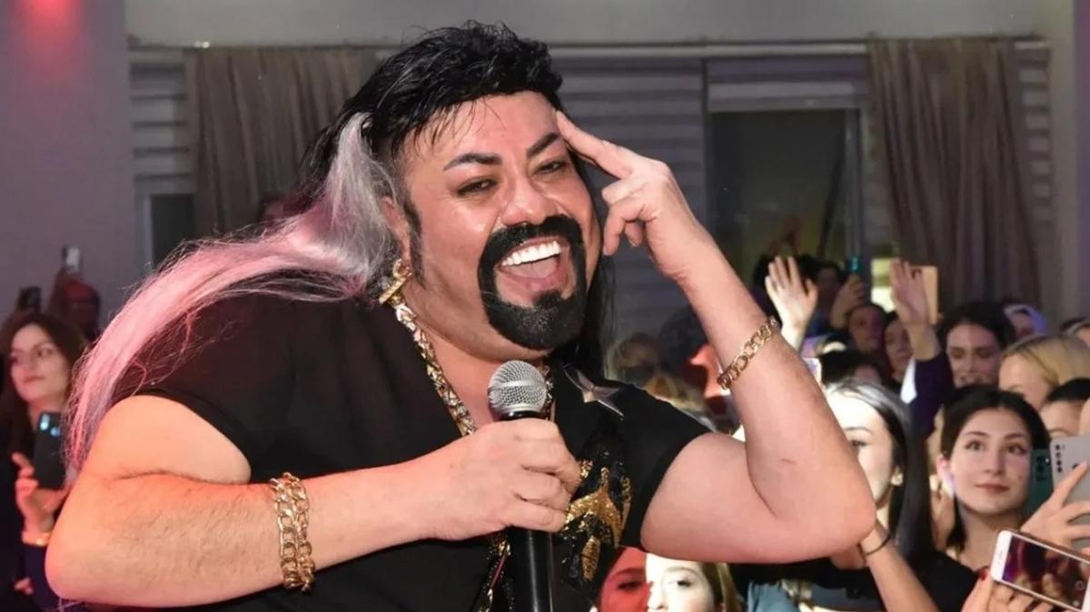 Kobra Murat'n genlik fotoraf ortaya kt! O hali ok konuuldu
