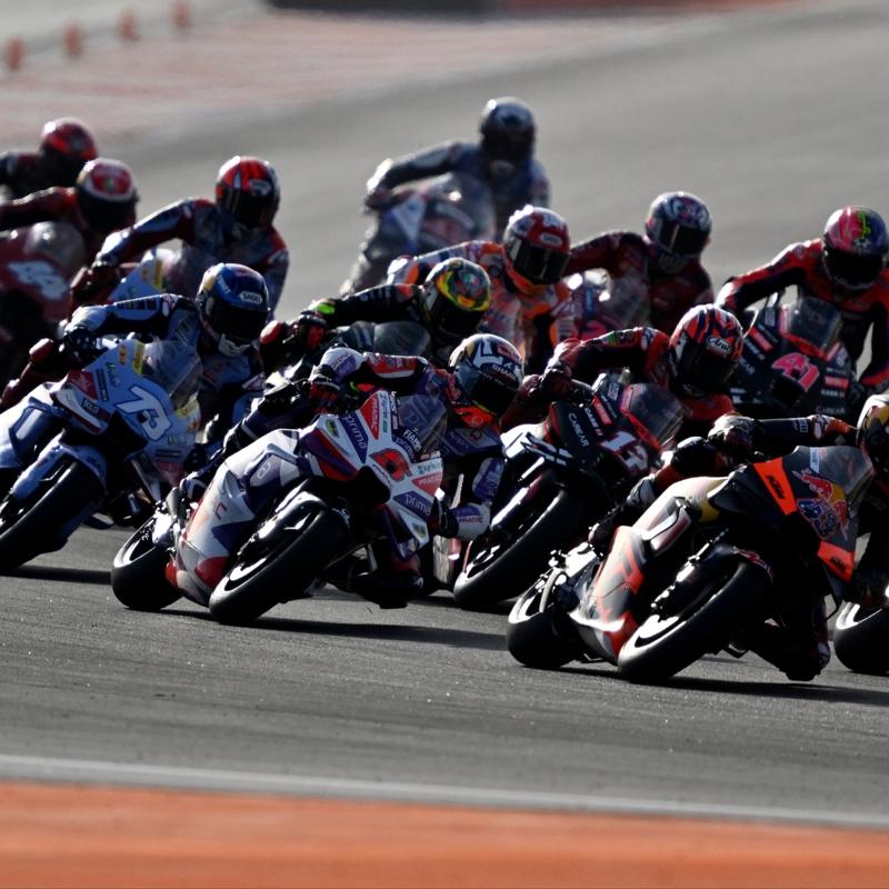 MotoGP'de yeni sezon heyecan Katar Grand Prix'si ile balyor