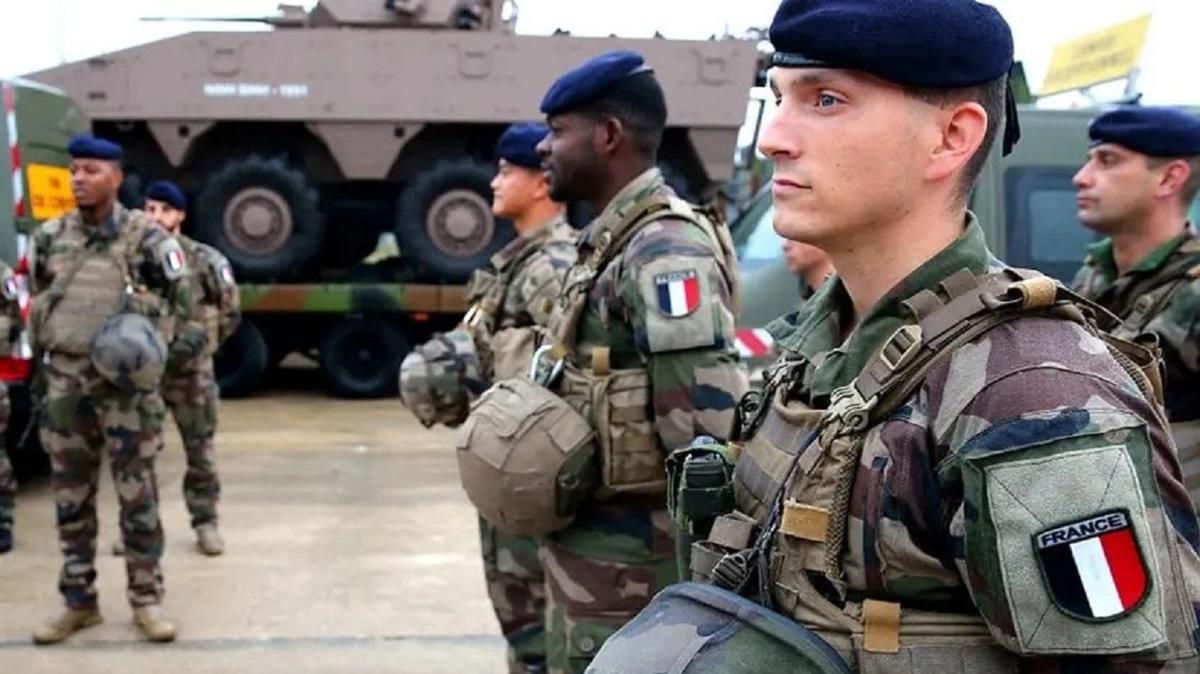 Fransa, Ukrayna'ya askeri birlik gndermeyecek