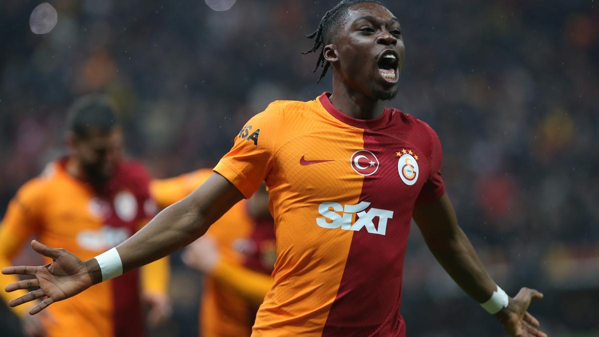 Galatasaray, aykur Rizespor karsnda ilkleri yaad
