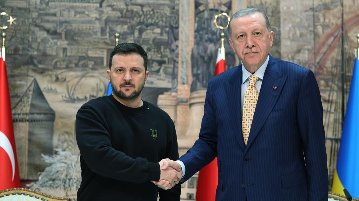 Rusya-Ukrayna savanda bar ars: "Ev sahipliine hazrz!"