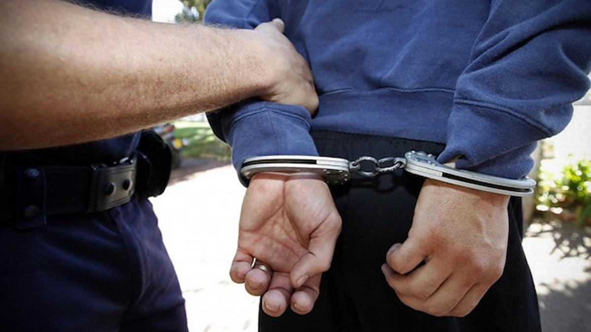 Sahte internet sitelerinden dolandran 12 pheli tutukland