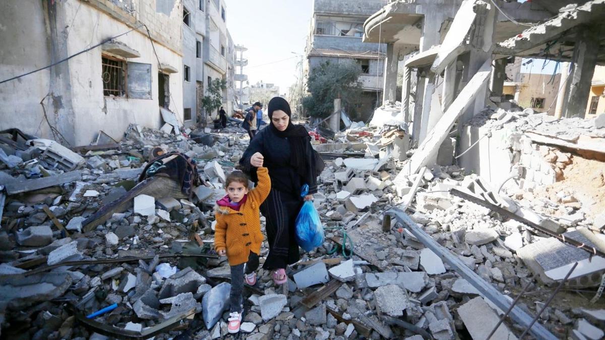 galci srail Gazze'yi acmaszca vuruyor
