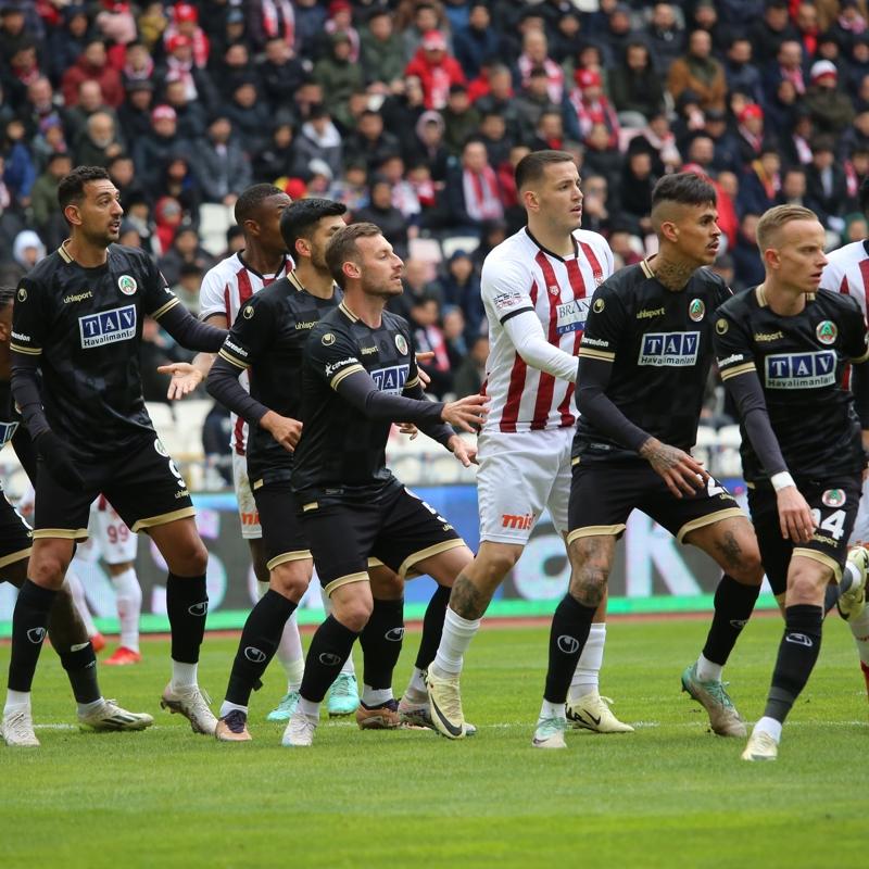 Sivasspor'un yenilmezlik serisine Alanyaspor son verdi