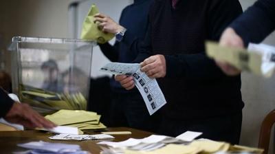 AK Parti Genel Bakan Vekili Efkan Ala stanbul'daki son durumu canl yaynda aklad! Hangi aday nde?