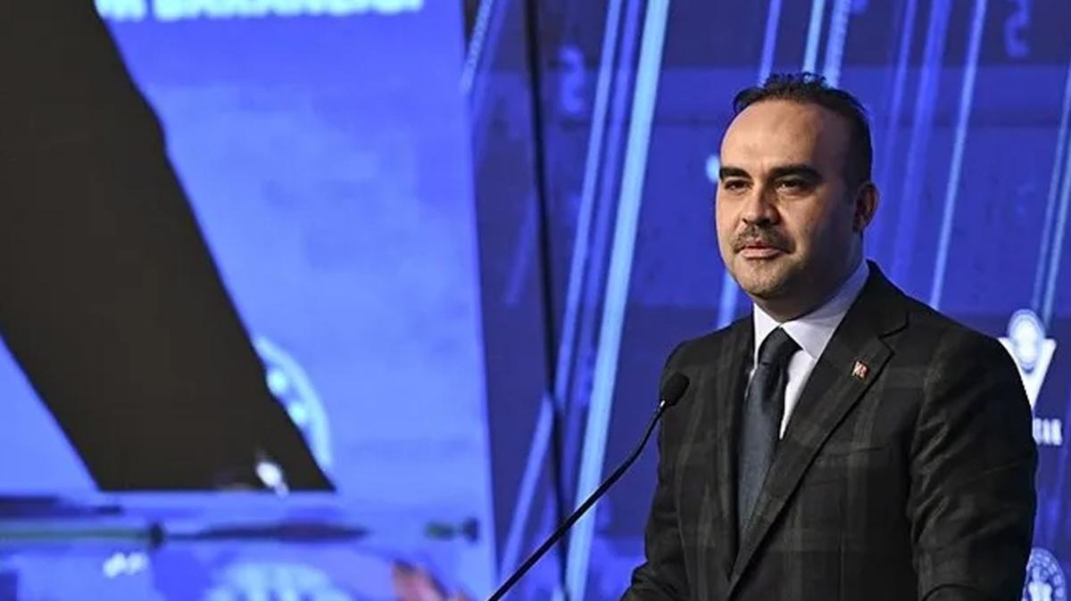 Bakan Kacr: Teknoloji reten Trkiye'yi ina ettik