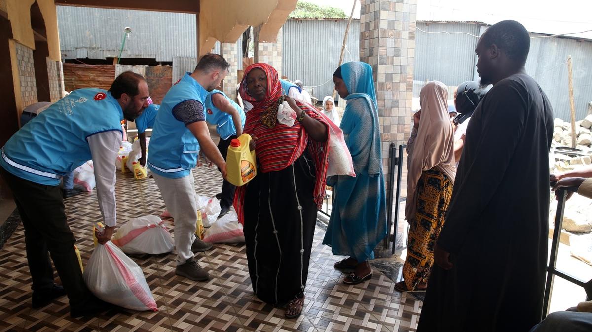 Trkiye Diyanet Vakf'nn Kenya'da gda yardmlara devam ediyor