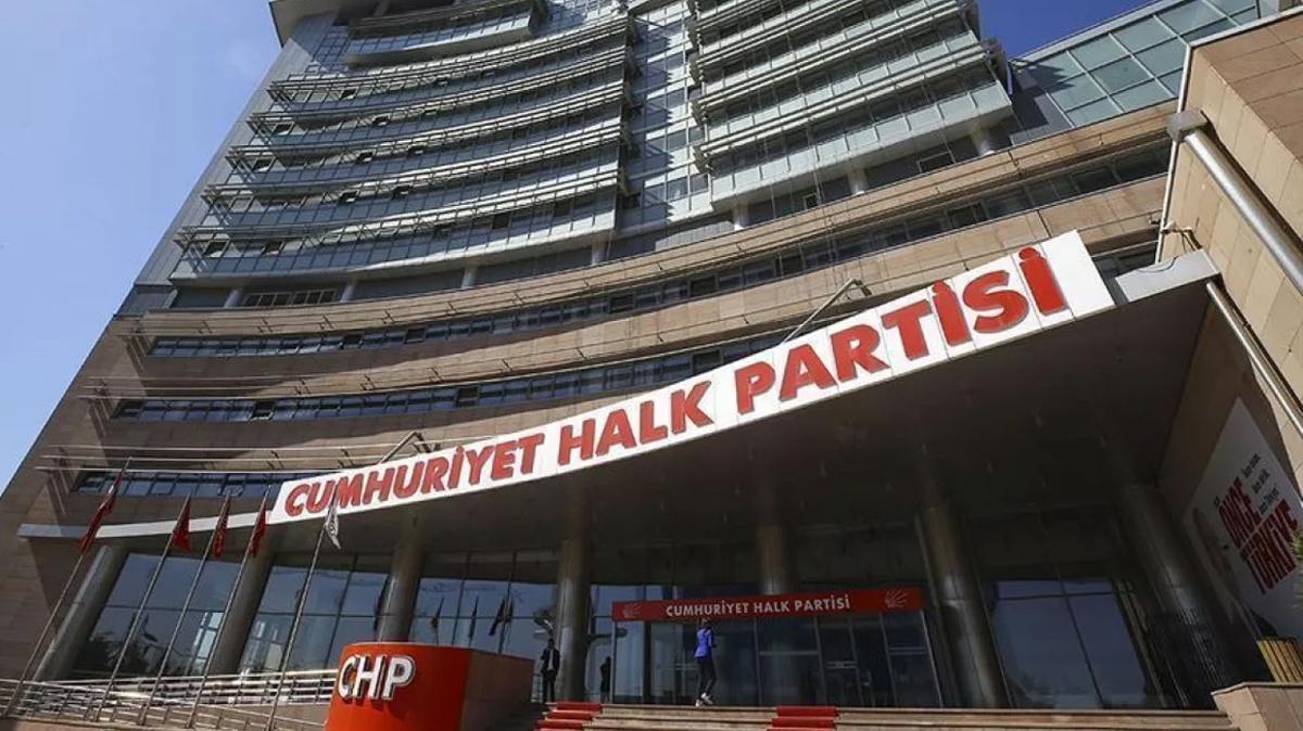 CHP'de yaprak dkm! 120 bin kii istifa etti