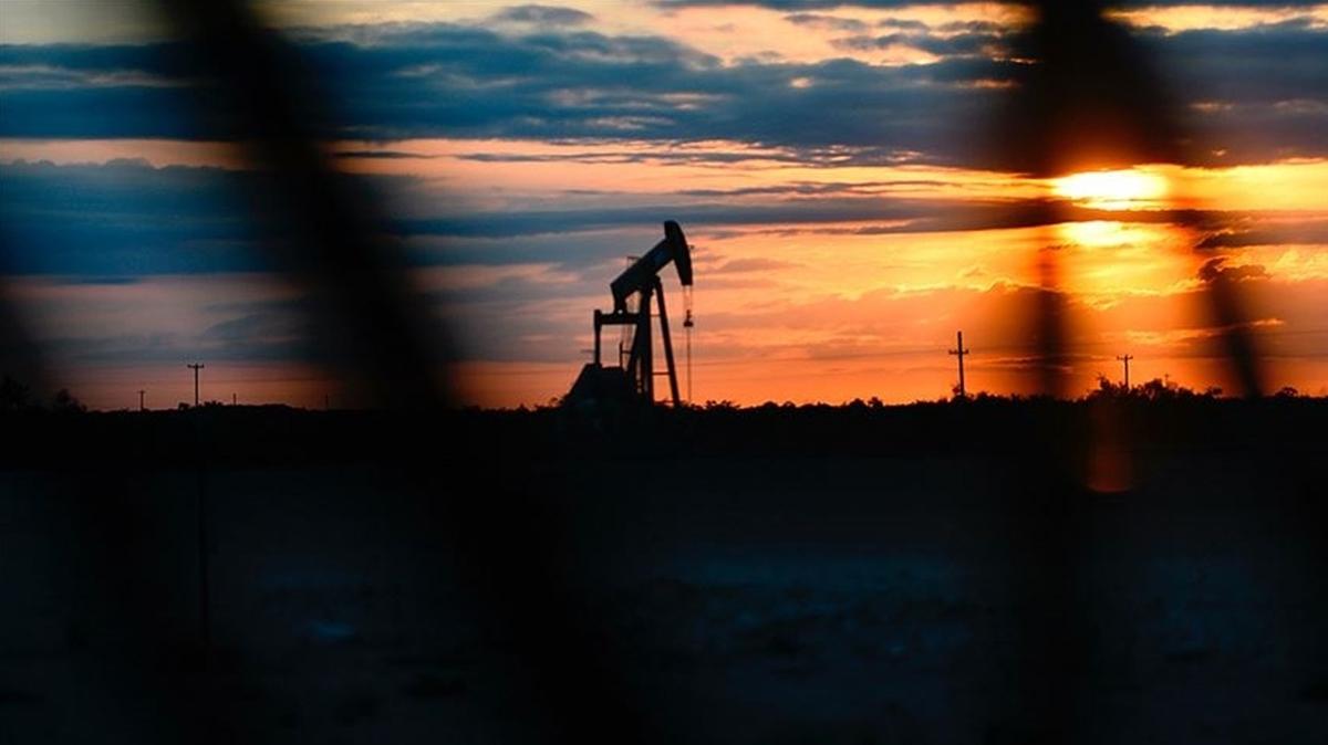 OPEC'in petrol retimi artt
