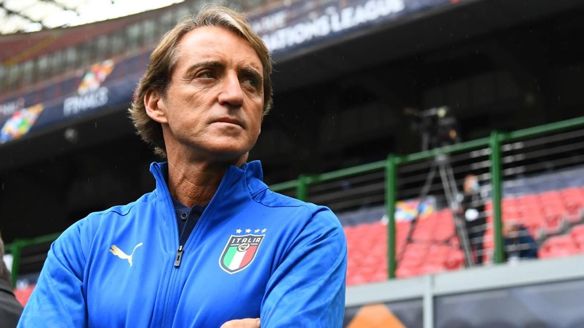 Roberto Mancini, Premier Lig'e dnebilir
