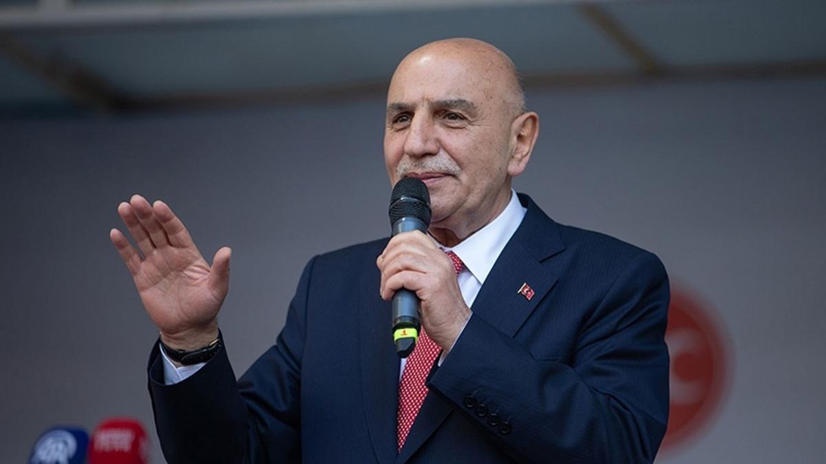Turgut Altnok'tan Mansur Yava'a 'cumhurbakanl yardmcl' tepkisi: "Ankara'nn sokaklarnda gren var m""