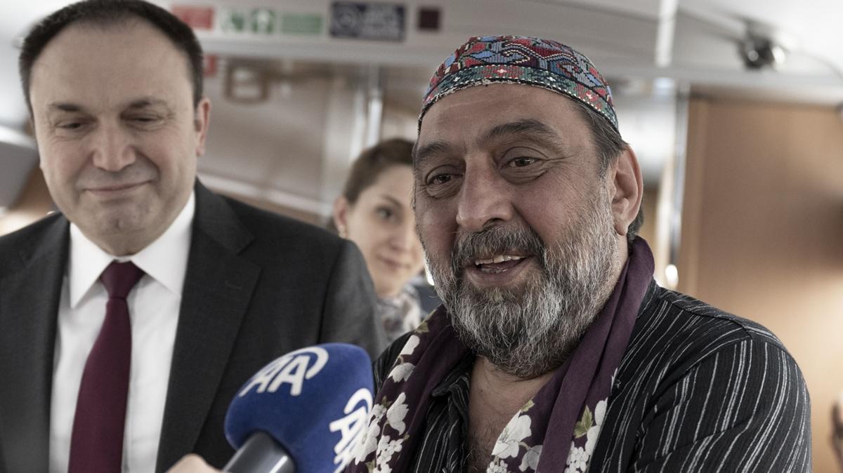 Ahmet Yenilmez hzl trende "anakkale" temal anma oyunu gerekletirdi