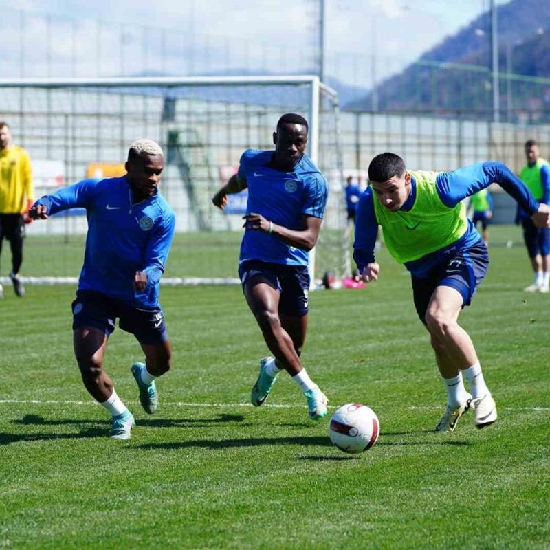 aykur Rizespor'da stanbulspor mesaisi sryor