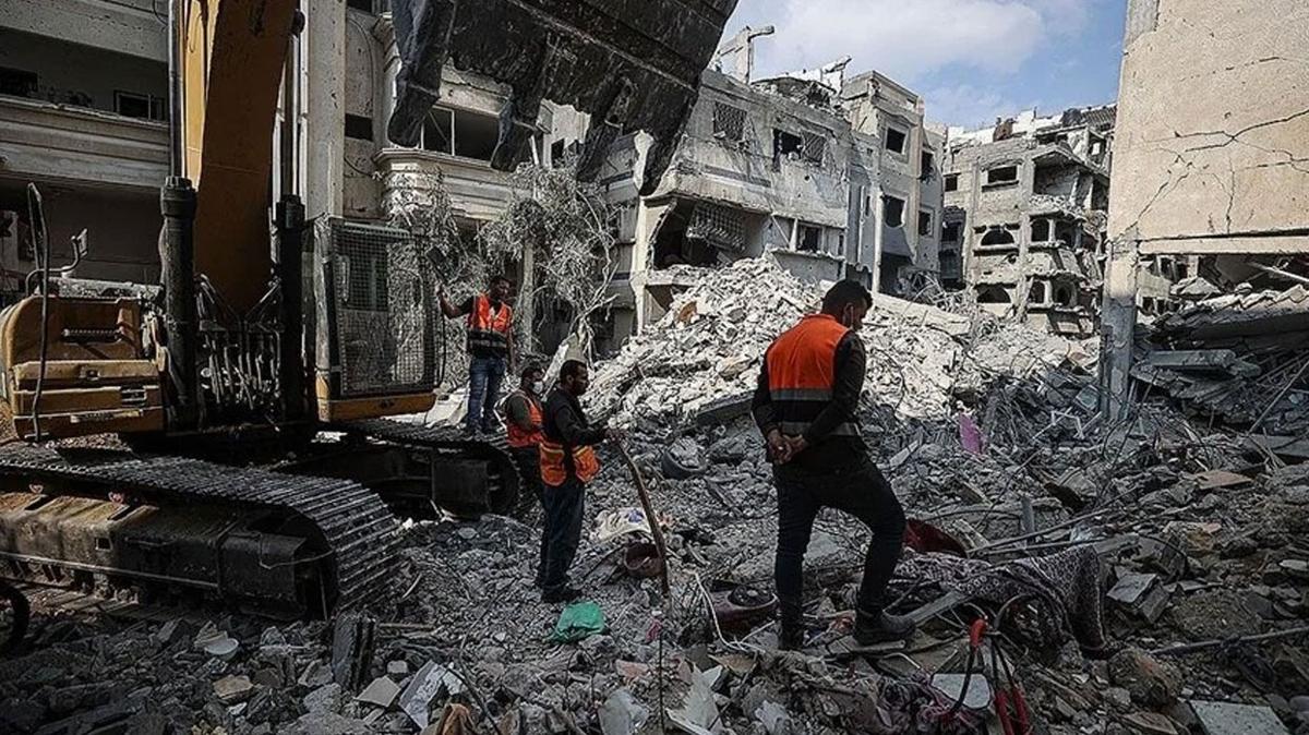 srail'in Gazze'ye dzenledii son saldrlarda en az 9 Filistinli hayatn kaybetti
