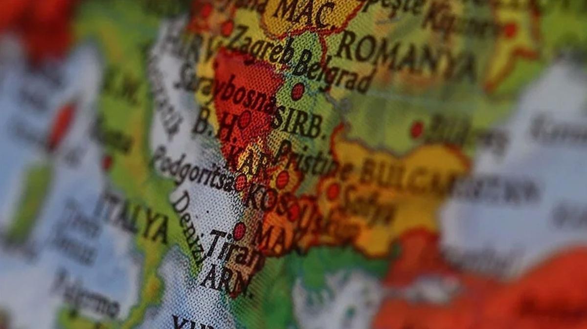 Resmi kullanmda dil oldu: Kosova'da Trke iin dikkat eken karar