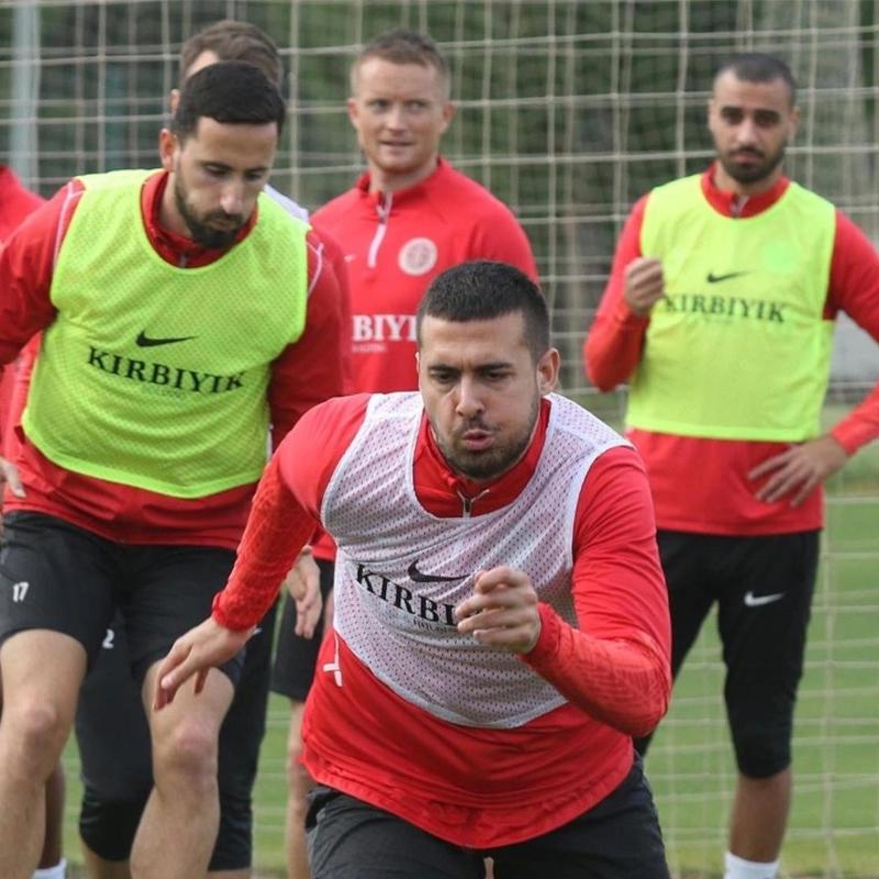 Antalyaspor evinde Ankaragc ile kar karya gelecek