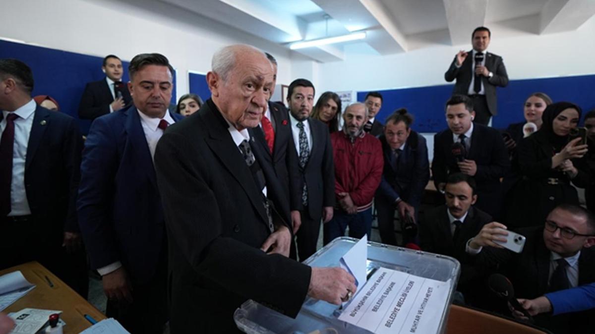 8 ehir MHP'nin... CHP'den iki il ald