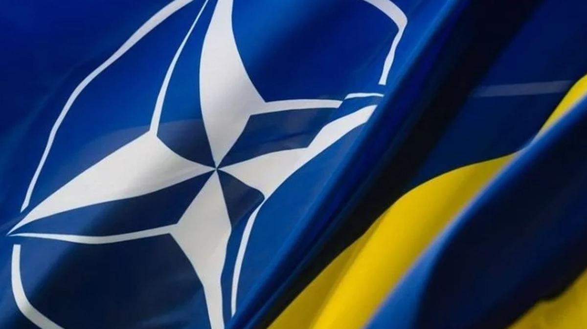NATO-Ukrayna Konseyi Brksel'de topland