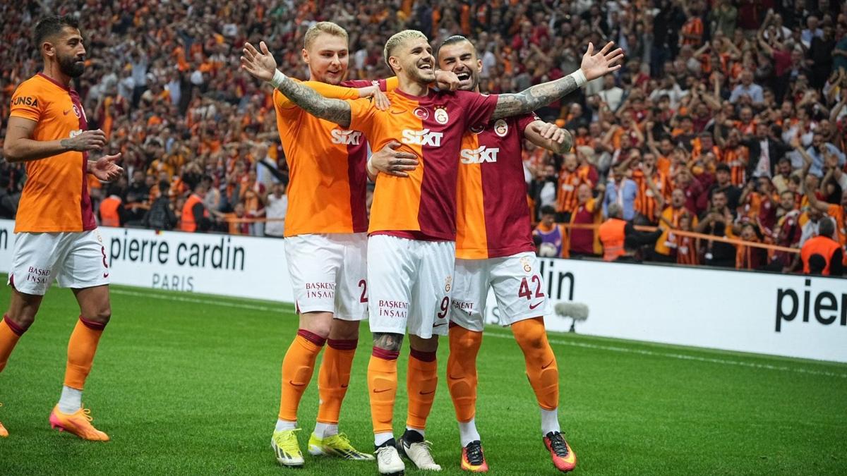 Galatasaray+rekorlara+doymuyor%21;
