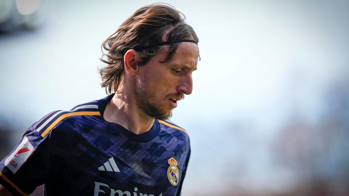 luka modric transfer s�per lig foto�raflar� resimleri