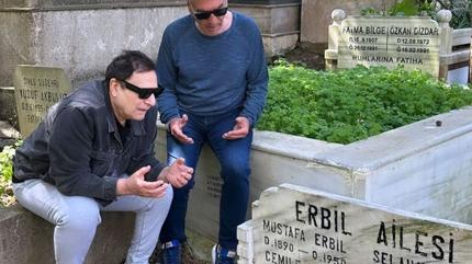 Mehmet Ali Erbil ile Mustafa Erbil mezarlk ziyareti gerekletirdi