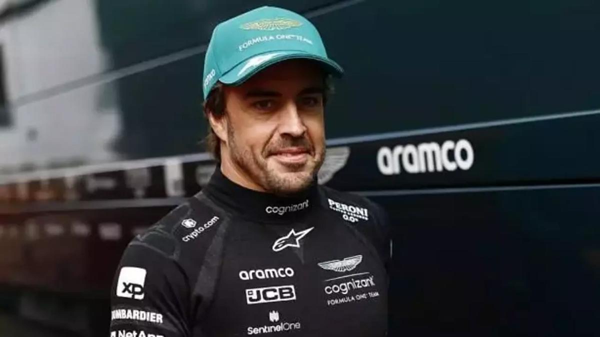 Ve+Fernando+Alonso,+Aston+Martin%E2%80%99de+kald%C4%B1