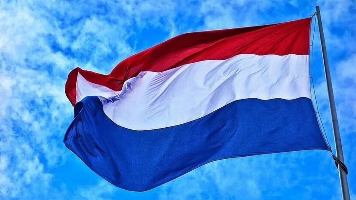 Hollanda'dan vatandalarna 'srail' uyars